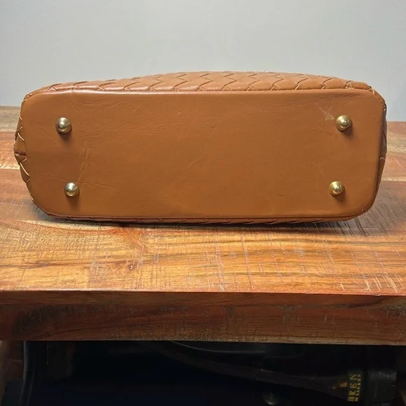 Valentina Fiore Brown Woven Leather Shoulder Bag with Curved Handle, No Strap - Picture 5 of 9